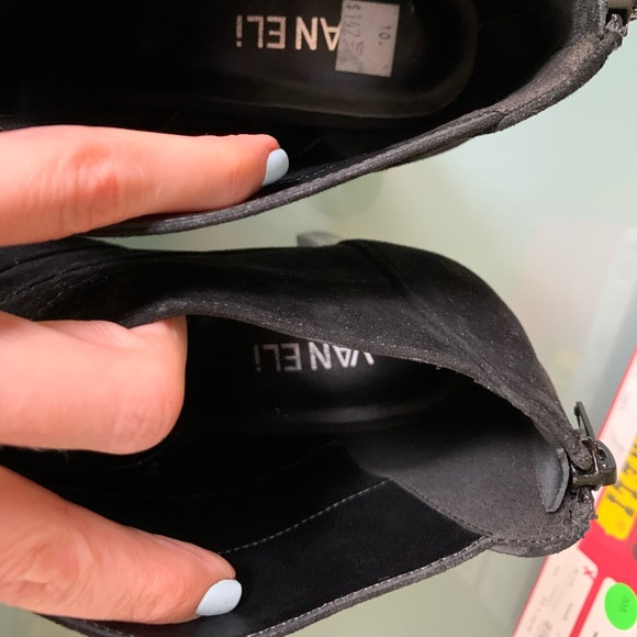 Awesome like-new suede ombré heel booties🖤 - Picture 10 of 14